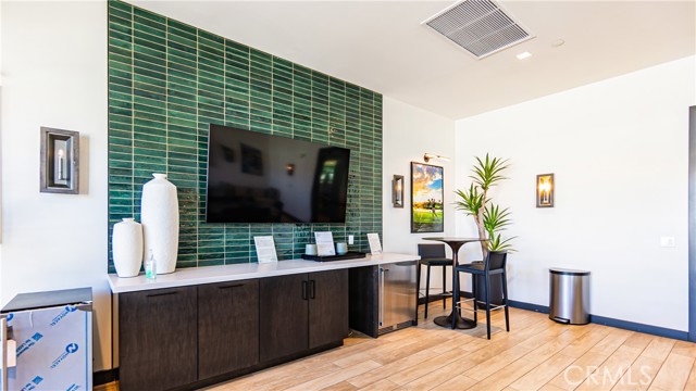 Detail Gallery Image 16 of 45 For 16651 Snowdrop #1,  Fontana,  CA 92336 - 3 Beds | 2 Baths