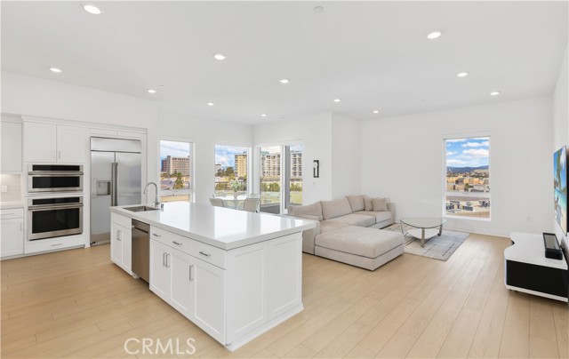 Front Image Thumbnail for CROC26021464