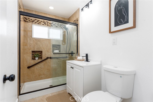 4503 N Glenvina Avenue, Covina CA: https://media.crmls.org/medias/74c891ce-fce7-4927-ae0e-01e926eff00c.jpg