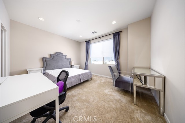 Detail Gallery Image 20 of 26 For 718 Central Ave, Upland,  CA 91786 - 3 Beds | 3/1 Baths