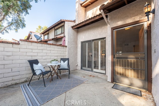922 N Redding Way, Upland CA: https://media.crmls.org/medias/74c8a933-4d31-4a6e-9564-b82ab49f42b9.jpg