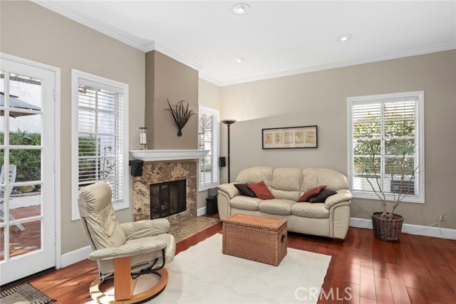 Detail Gallery Image 10 of 44 For 841 Sunstone St, Westlake Village,  CA 91362 - 3 Beds | 2/1 Baths