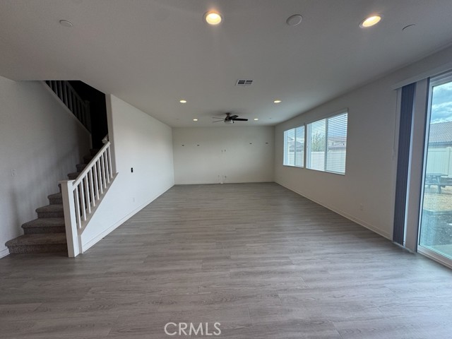 Detail Gallery Image 6 of 25 For 27861 Solitude, Moreno Valley,  CA 92555 - 4 Beds | 3/1 Baths