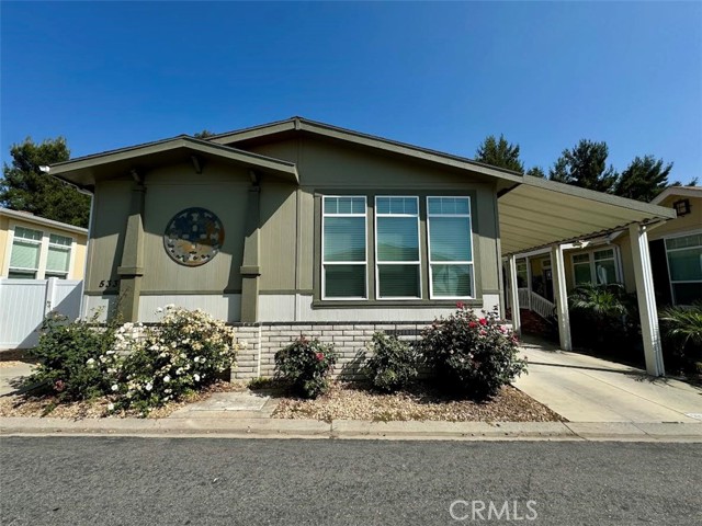 15455 Glenoaks, 533 photo 1