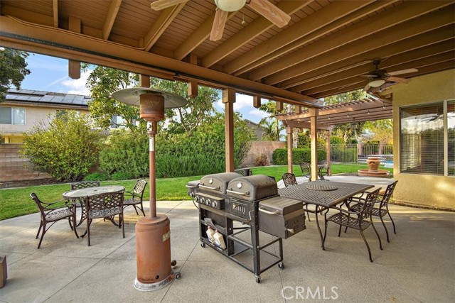14132 Peral Court, Chino CA: https://media.crmls.org/medias/74cc24ca-f108-4efb-8001-8f5e59e6f9d2.jpg