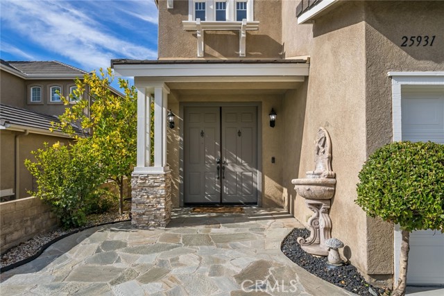 Detail Gallery Image 6 of 75 For 25931 Voltaire Pl, Stevenson Ranch,  CA 91381 - 5 Beds | 3 Baths