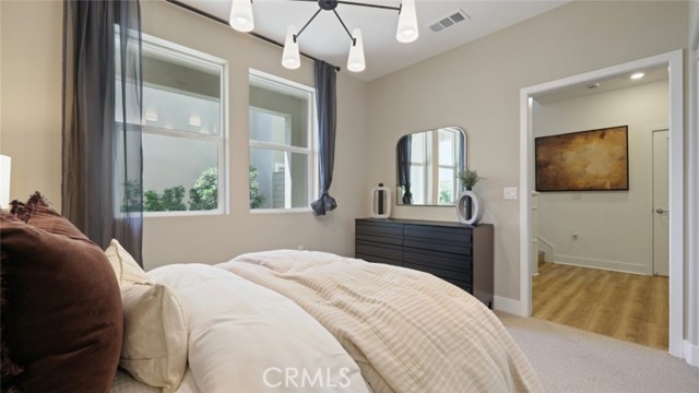 140 Tiffin, Irvine CA: https://media.crmls.org/medias/74cc7180-952d-4915-905e-3e750f69d336.jpg