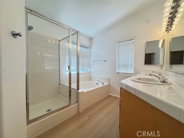 Detail Gallery Image 12 of 26 For 28621 Bridge Water, Menifee,  CA 92584 - 3 Beds | 2/1 Baths