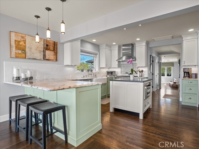 3744 Foothill Road, Santa Barbara CA: https://media.crmls.org/medias/74cd0770-735e-48d0-bfb9-c52abdc2a595.jpg