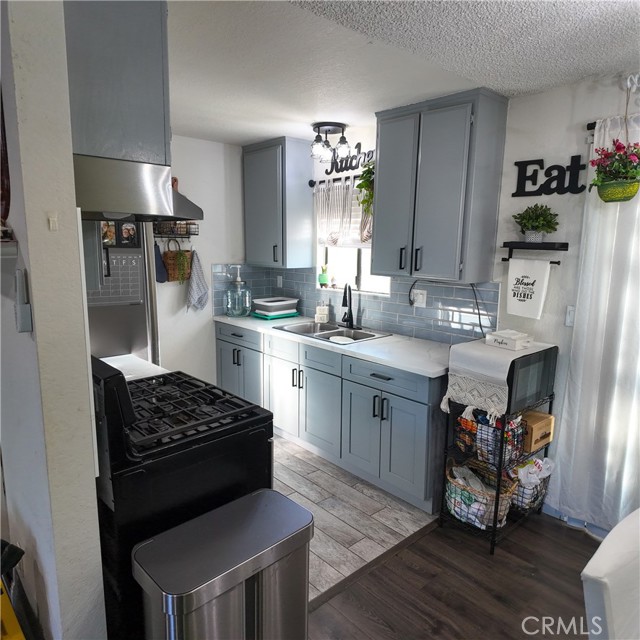 Detail Gallery Image 10 of 23 For 9754 5th Ave, Hesperia,  CA 92345 - 2 Beds | 1 Baths