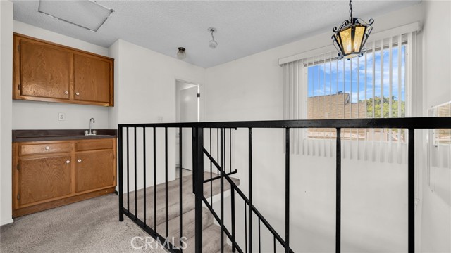 824 W 6th Street, San Pedro CA: https://media.crmls.org/medias/74cdba31-3b11-4648-b2c3-db897358006f.jpg