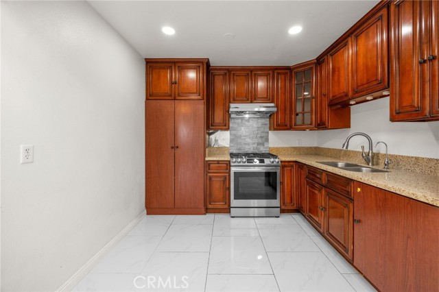 Detail Gallery Image 12 of 45 For 1414 E Thackery, West Covina,  CA 91791 - 4 Beds | 2 Baths