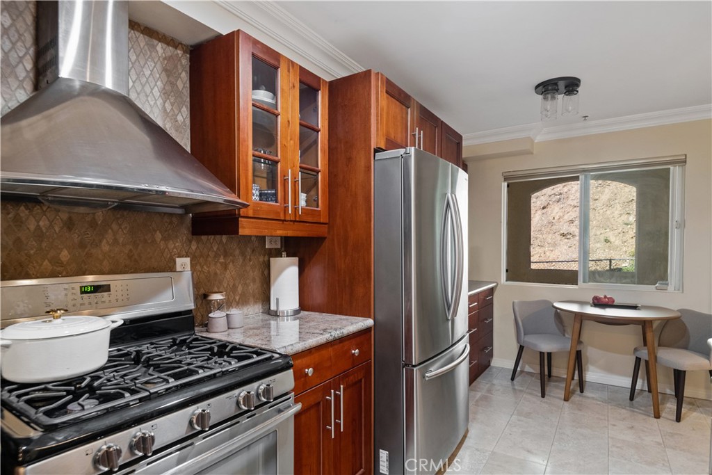 MLS #SR25246946 image #5