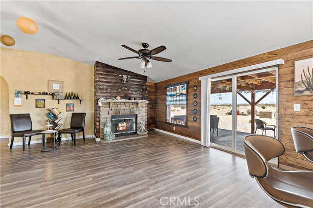 Detail Gallery Image 16 of 38 For 61375 Leslie Ln, Landers,  CA 92285 - 4 Beds | 2/1 Baths