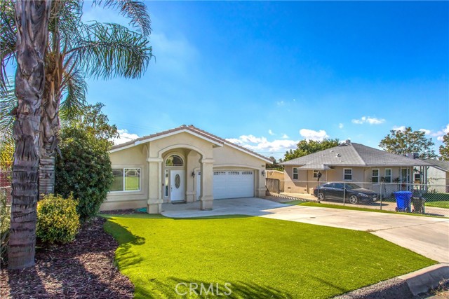 Detail Gallery Image 2 of 33 For 35265 Avenue C, Yucaipa,  CA 92399 - 3 Beds | 2 Baths