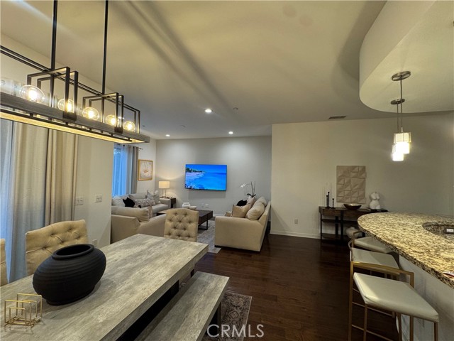 Detail Gallery Image 5 of 40 For 21 Gramercy #218,  Irvine,  CA 92612 - 2 Beds | 2/1 Baths