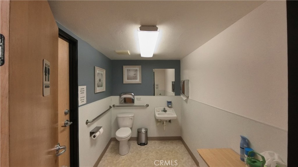 MLS #OC25252957 image #25