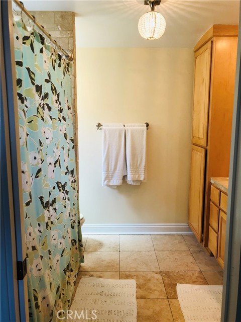 Detail Gallery Image 22 of 29 For 75 Claremont, Long Beach,  CA 90803 - 4 Beds | 4 Baths