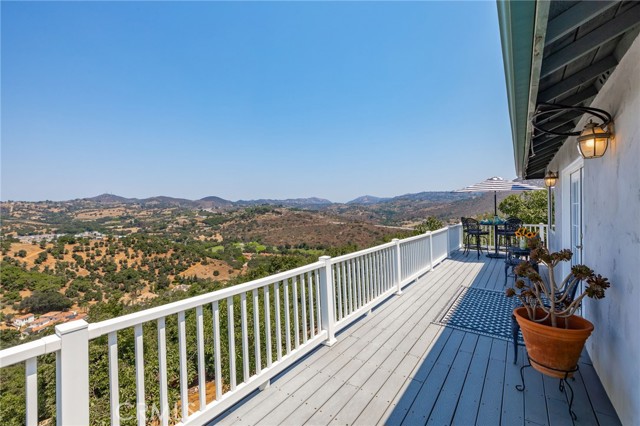Detail Gallery Image 4 of 43 For 2125 Puerto Del Mundo, Fallbrook,  CA 92028 - 1 Beds | 1 Baths