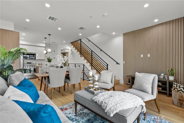 201 S Westlake Ave, Los Angeles CA: https://media.crmls.org/medias/74d31c36-7d2f-484a-8f4b-b9ec47313de3.jpg