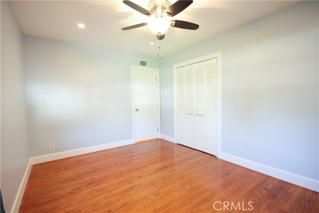 Detail Gallery Image 22 of 26 For 150 Orangewood Ln, Tustin,  CA 92780 - 3 Beds | 2 Baths