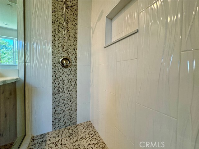 Detail Gallery Image 35 of 52 For 851 Madera Ln, Lake Arrowhead,  CA 92352 - 4 Beds | 3/1 Baths