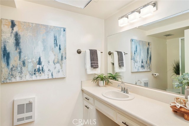 225 Avenida Majorca, Laguna Woods CA: https://media.crmls.org/medias/74d36963-6cab-4984-9322-af188e956802.jpg