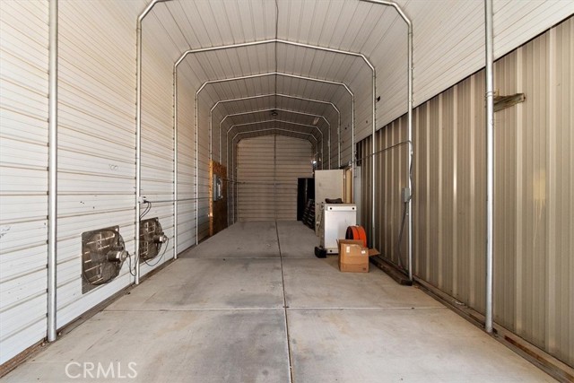 Detail Gallery Image 13 of 34 For 9050 Ponderosa Rd, Pinon Hills,  CA 92372 - 4 Beds | 2 Baths