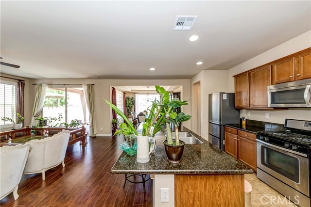 Detail Gallery Image 28 of 67 For 10668 Green Valley Rd, Apple Valley,  CA 92308 - 2 Beds | 2 Baths