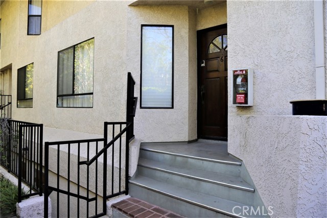 Detail Gallery Image 2 of 25 For 322 S Mentor Ave #6,  Pasadena,  CA 91106 - 2 Beds | 2/1 Baths