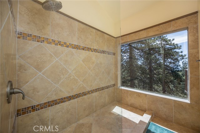 2461 Spring Oak Drive, Running Springs CA: https://media.crmls.org/medias/74d48097-1cec-45e0-a0a0-c7579e91f763.jpg