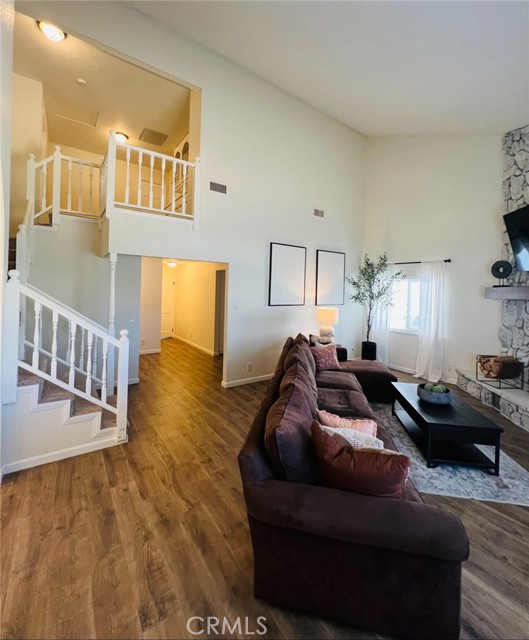 Detail Gallery Image 6 of 19 For 13330 Tamarisk Rd, Victorville,  CA 92395 - 3 Beds | 2/1 Baths