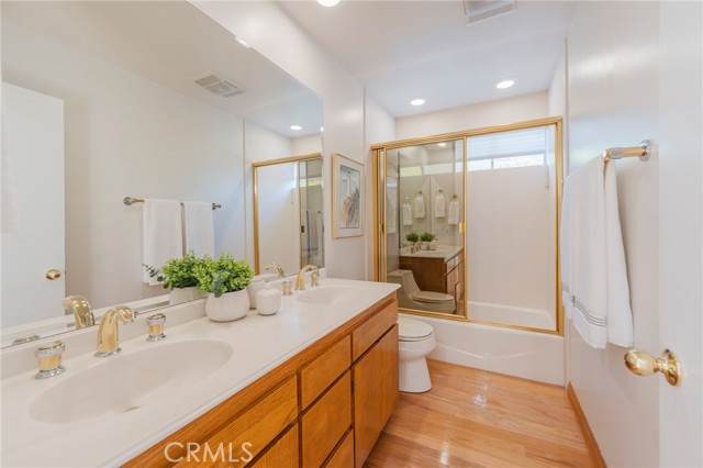 27659 Flaming Arrow Drive, Rancho Palos Verdes CA: https://media.crmls.org/medias/74d548ef-c4dc-41c6-9fb0-c79224869ad9.jpg