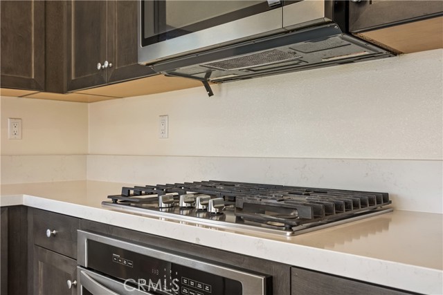 Detail Gallery Image 10 of 31 For 28480 Cosmos Dr, Winchester,  CA 92596 - 4 Beds | 3 Baths