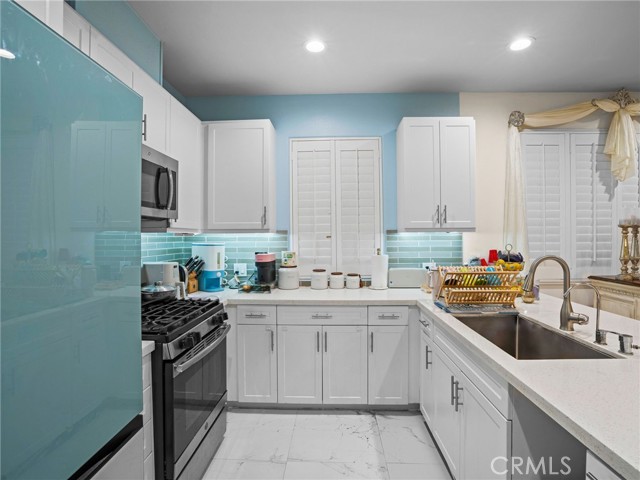 Detail Gallery Image 27 of 29 For 9881 Alburtis, Santa Fe Springs,  CA 90670 - 4 Beds | 4 Baths