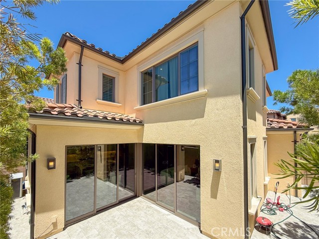 142 Dolci, Irvine CA: https://media.crmls.org/medias/74d63e4e-e76b-46bd-b447-07a4d487c9fd.jpg