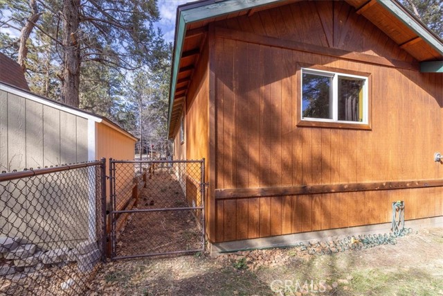 Detail Gallery Image 26 of 31 For 417 Spruce, Sugarloaf,  CA 92386 - 2 Beds | 2 Baths