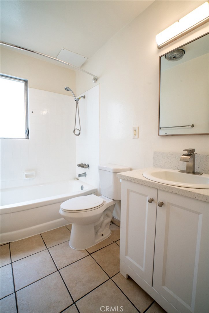 MLS #OC26180225 image #13