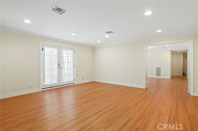 Detail Gallery Image 34 of 59 For 14659 Valley Vista, Sherman Oaks,  CA 91403 - 5 Beds | 4/1 Baths