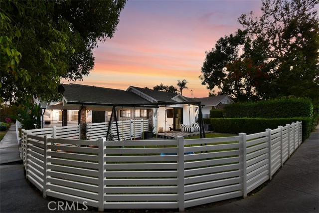 Detail Gallery Image 33 of 33 For 12614 Morrison, Studio City,  CA 91607 - 4 Beds | 3 Baths