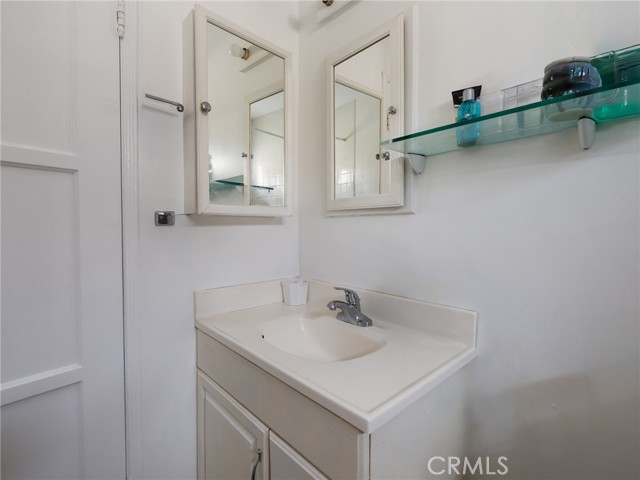 5526 W 118th Place, Hawthorne CA: https://media.crmls.org/medias/74d84a9b-a56f-4847-8185-c644c1f3a523.jpg