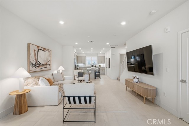 Detail Gallery Image 7 of 32 For 45235 Wisdom Road #1003,  Fremont,  CA 94538 - 4 Beds | 3 Baths