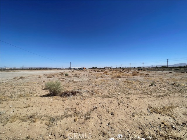Detail Gallery Image 12 of 15 For 11252 Cactus Rd, Adelanto,  CA 92301 - 2 Beds | 1 Baths