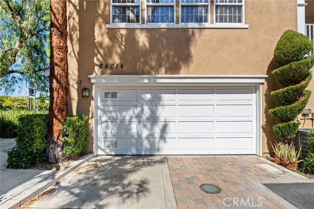 Detail Gallery Image 36 of 41 For 24014 Bridgeport Ln #42,  Valencia,  CA 91355 - 3 Beds | 3 Baths