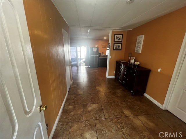 Detail Gallery Image 5 of 22 For 1045 Azusa Ave #230,  Covina,  CA 91722 - 3 Beds | 2 Baths