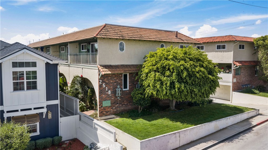 2518 Curtis Avenue #3