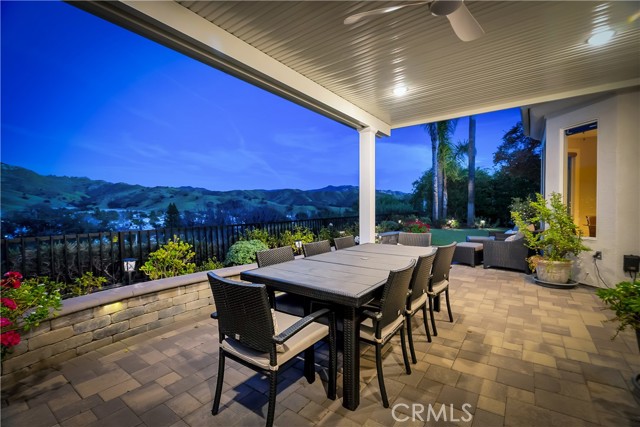 Detail Gallery Image 34 of 39 For 3980 Leighton Point Rd., Calabasas,  CA 91301 - 5 Beds | 4/1 Baths