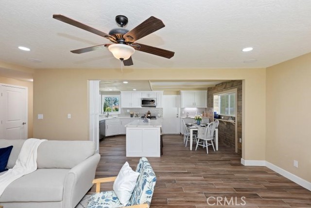 Detail Gallery Image 11 of 41 For 12269 Oriole Ave, Grand Terrace,  CA 92313 - 3 Beds | 2 Baths