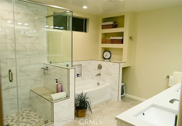 Detail Gallery Image 11 of 23 For 3921 Declaration Ave, Calabasas,  CA 91302 - 4 Beds | 3 Baths