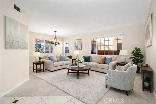 Detail Gallery Image 8 of 75 For 45339 Tiburcio, Temecula,  CA 92592 - 5 Beds | 3 Baths